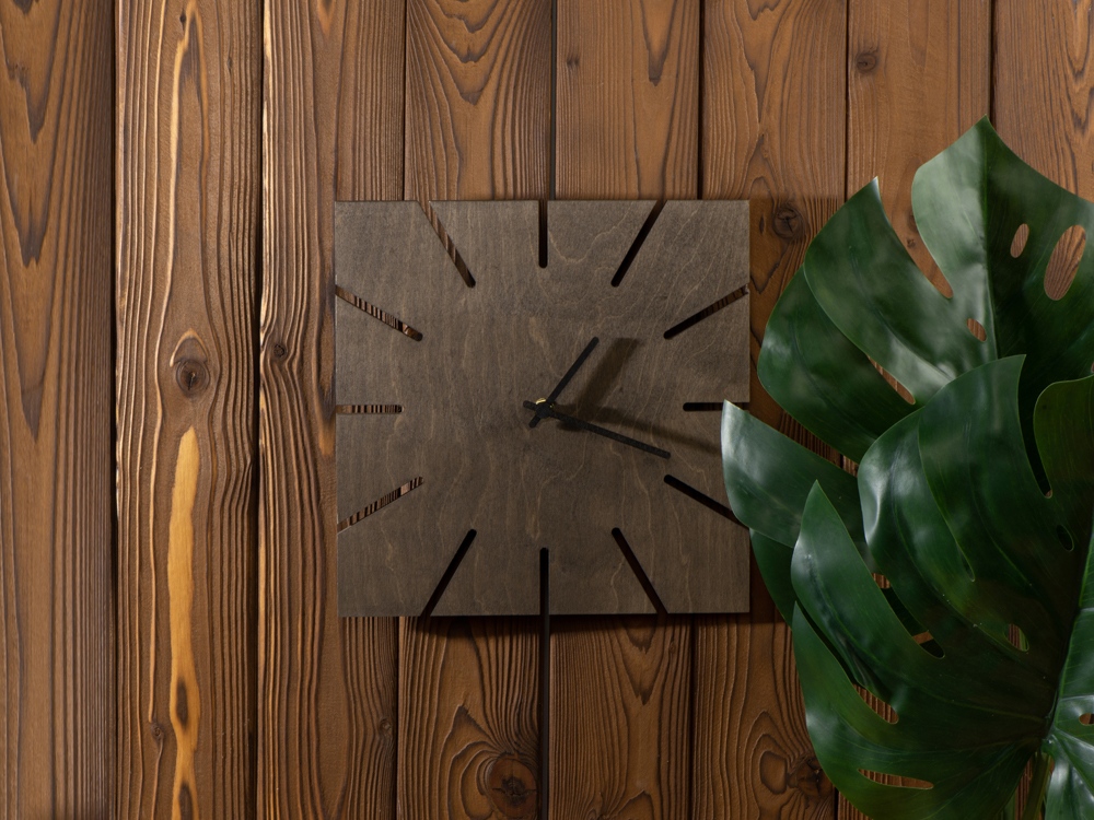 Часы деревянные Olafur (Фото)
