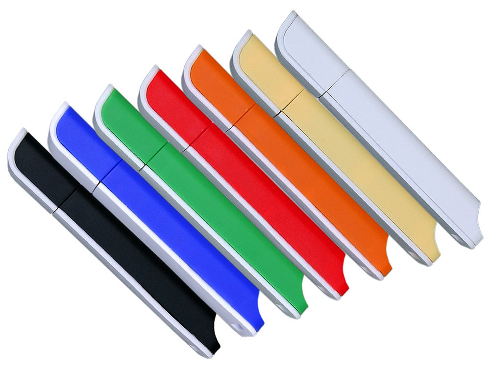 USB 3.0- флешка на 64 Гб с оригинальным двухцветным корпусом (Фото)