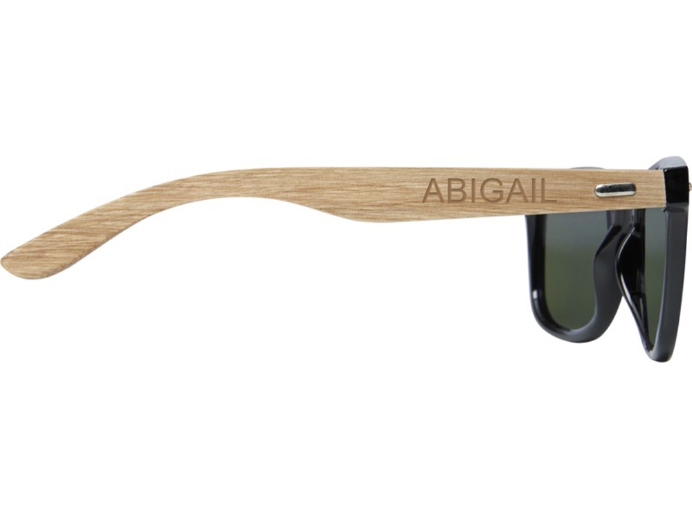 Солнцезащитные очки Hiru в оправе из переработанного PET-пластика и дерева (Фото)