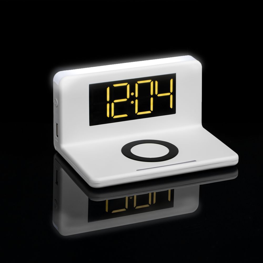 Часы настольные с беспроводным зарядным устройством Pitstop, белые (Миниатюра WWW (1000))