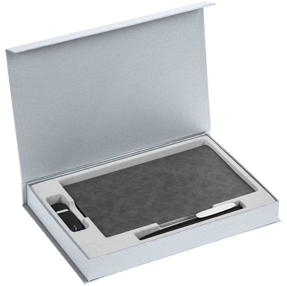 Коробка Silk с ложементом под ежедневник 13x21 см, флешку и ручку, серебристая (Миниатюра WWW (1000))