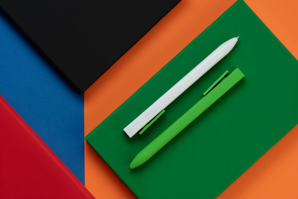 Ручка шариковая Swiper SQ, белая с зеленым (Миниатюра WWW (1000))