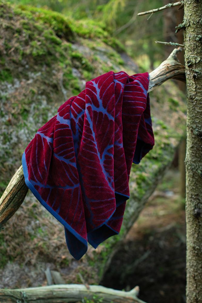 Полотенце In Leaf, большое, синее с бордовым (Миниатюра WWW (1000))