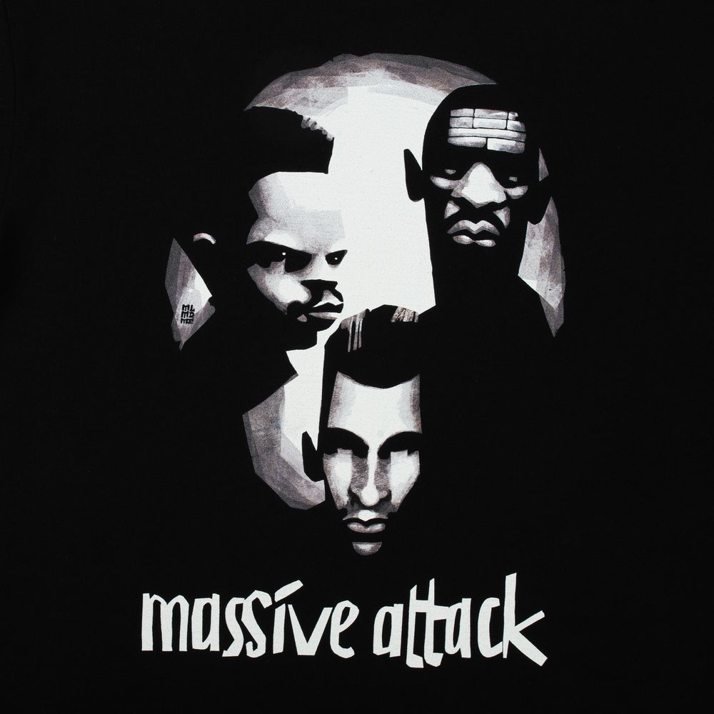 Футболка «Меламед. Massive Attack», черная (Миниатюра WWW (1000))